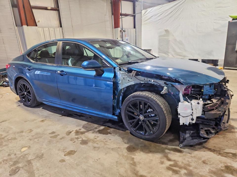 Zdjęcie 4 z aukcji – 2026 TOYOTA CAMRY z VIN 4T1DAACK5TU306881