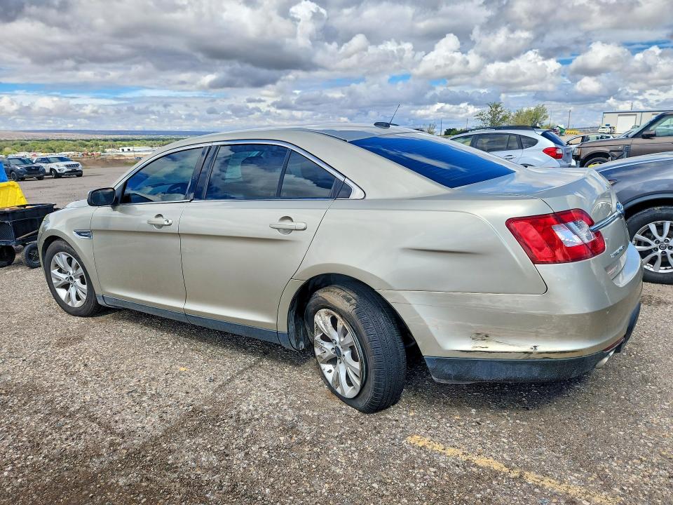Photo 2 from auction – 2010 FORD TAURUS with VIN 1FAHP2EW7AG143565