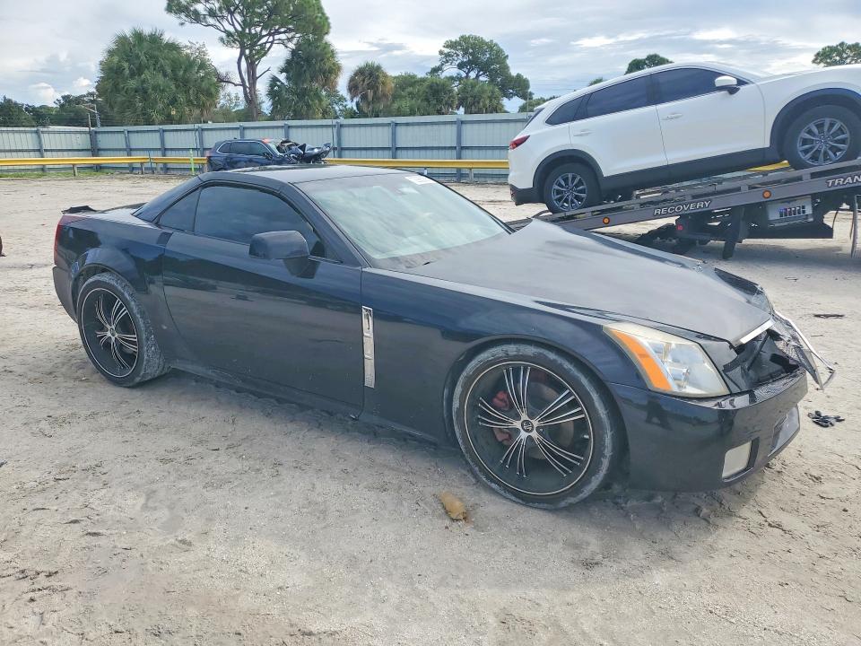 Photo 4 from auction – 2005 CADILLAC XLR with VIN 1G6YV34A655603752
