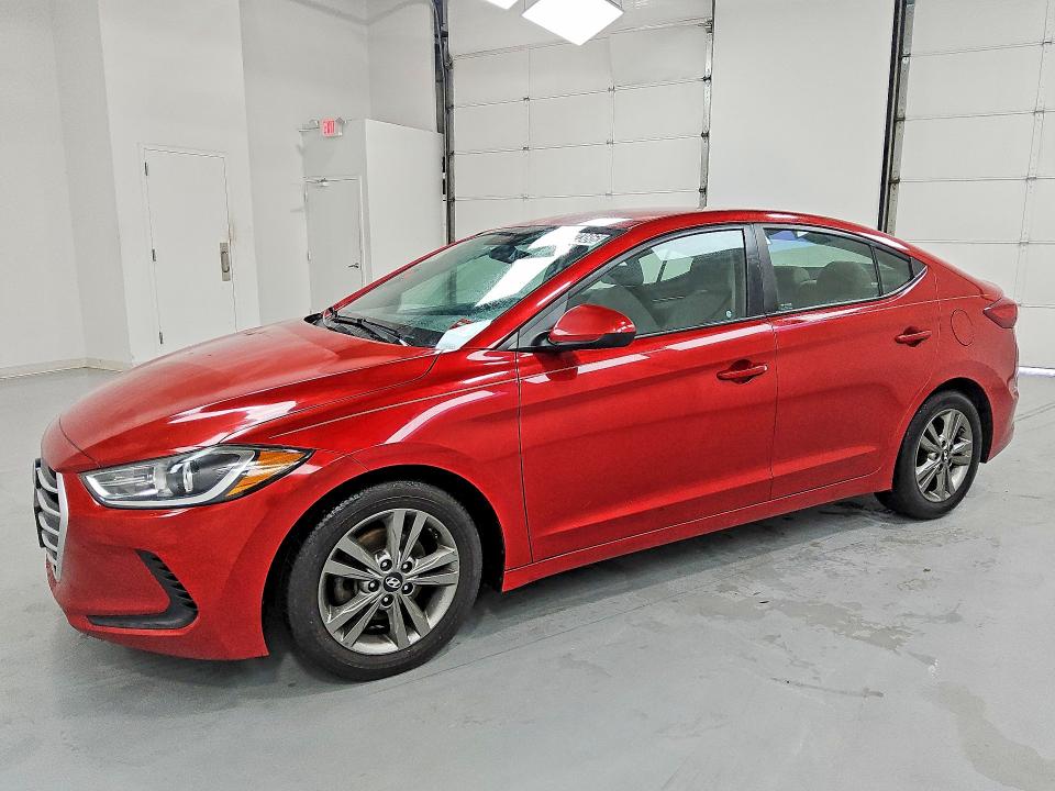 HYUNDAI ELANTRA 2018 с VIN 5NPD84LF1JH327125 - Снимка от търг