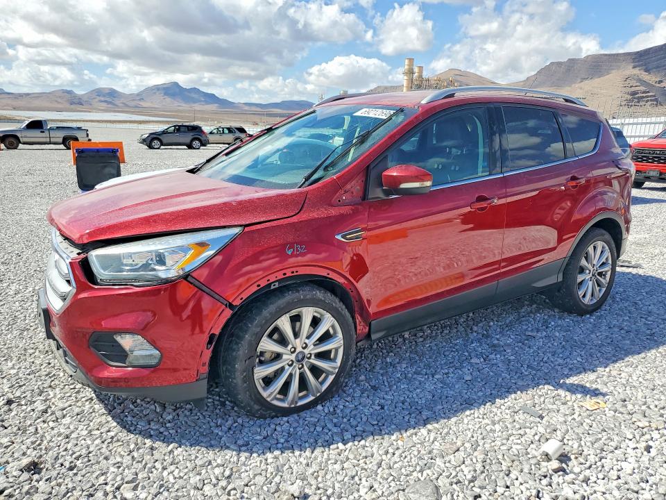FORD ESCAPE 2017 с VIN 1FMCU0JD9HUC51120 - Снимка от търг