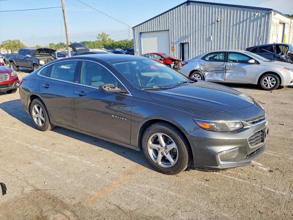 Photo 4 from auction – 2017 CHEVROLET MALIBU with VIN 1G1ZB5ST0HF236817
