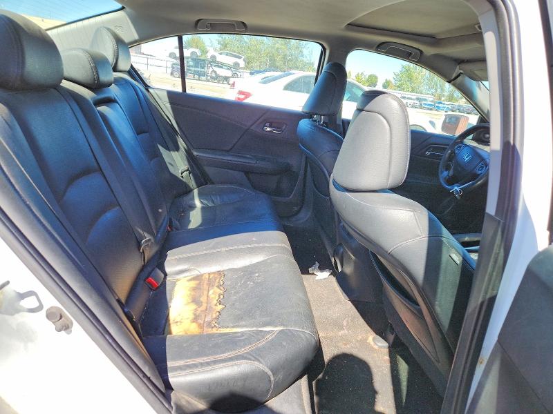Снимка 10 от търг – 2014 HONDA ACCORD с VIN 1HGCR2F82EA807733