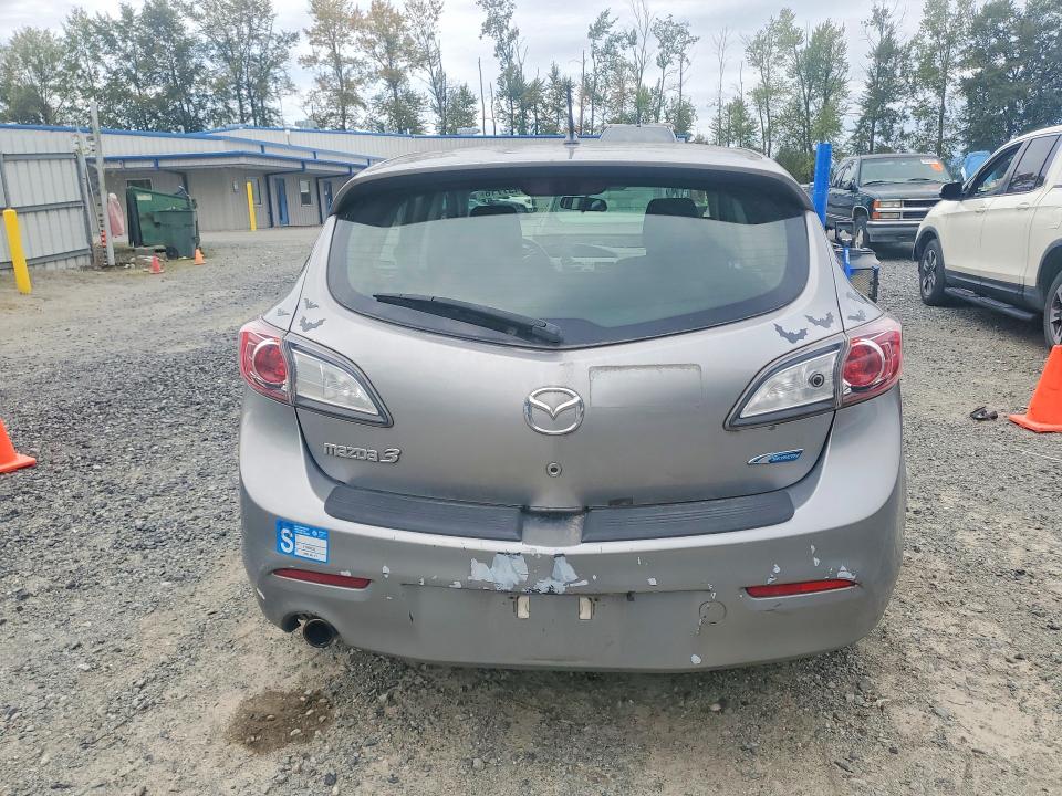 Photo 6 from auction – 2013 MAZDA 3 with VIN JM1BL1LP8D1753323