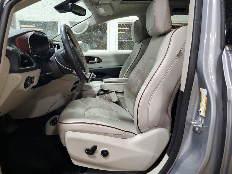 Снимка 7 от търг – 2018 CHRYSLER PACIFICA с VIN 2C4RC1GG6JR247456