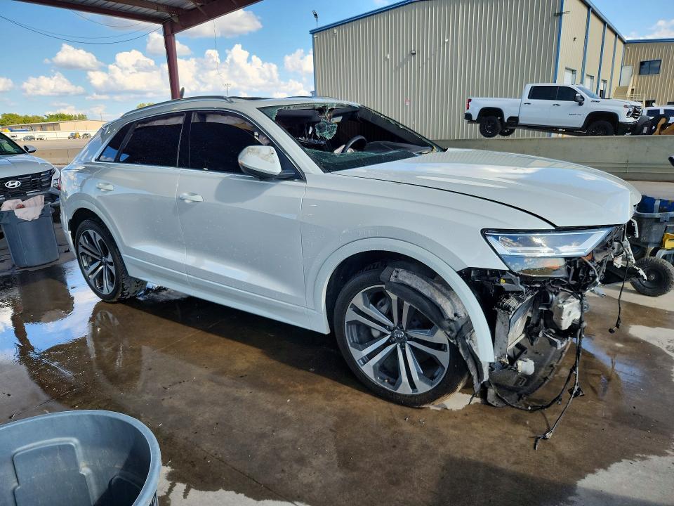 Photo 4 from auction – 2019 AUDI Q8 with VIN WA1BVAF12KD038755
