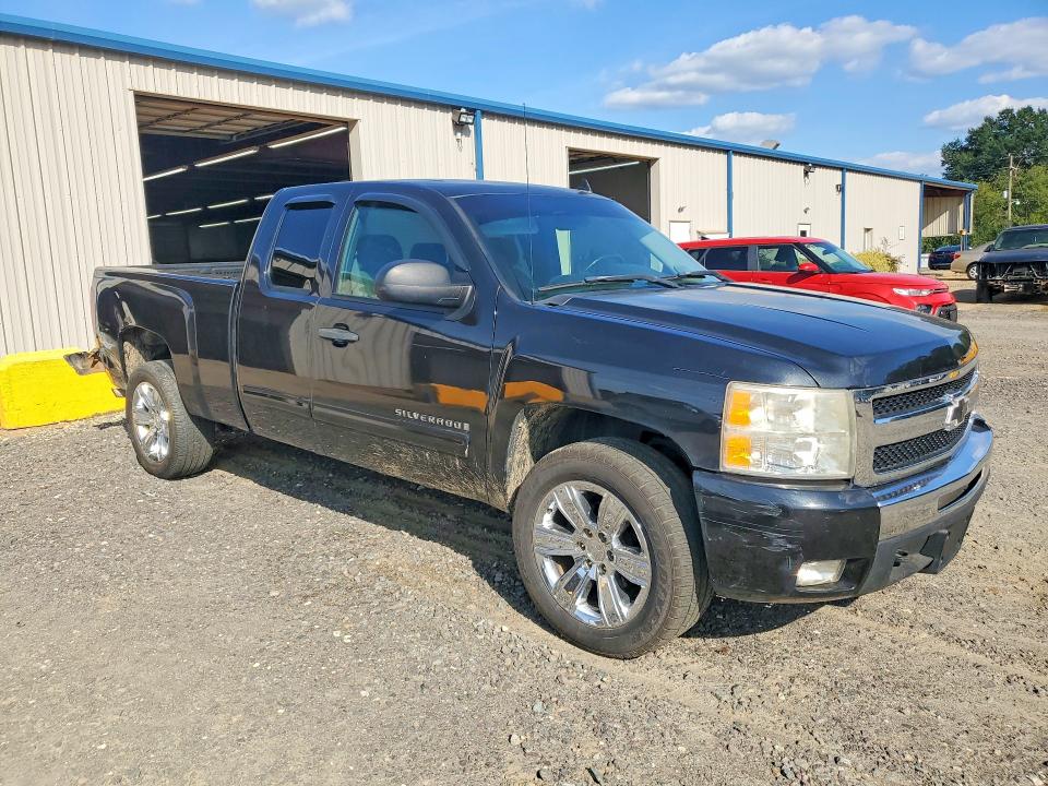 Photo 4 from auction – 2009 CHEVROLET SILVERADO with VIN 1GCEK29029Z270600
