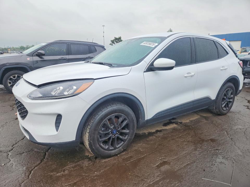 FORD ESCAPE 2021 z numerem VIN 1FMCU9G69MUA05515 - Zdjęcie z aukcji