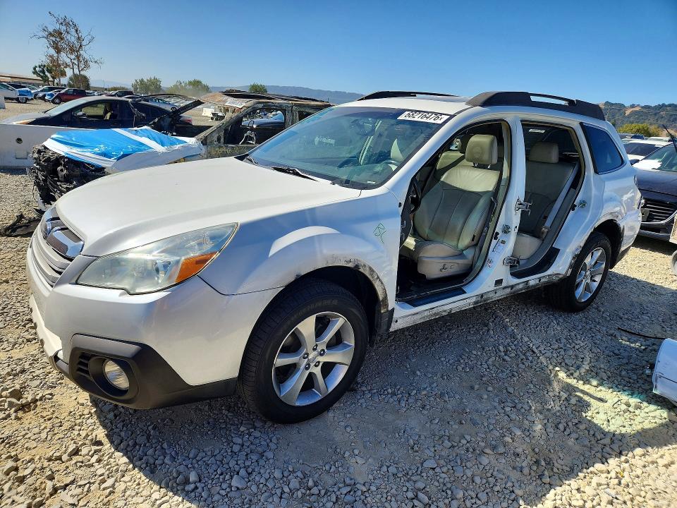 2014 SUBARU OUTBACK - Търг №68216476