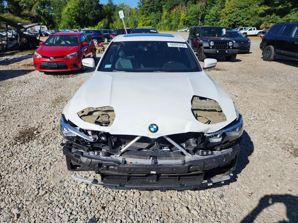 Снимка 5 от търг – 2019 BMW 330XI с VIN WBA5R7C51KAJ85617