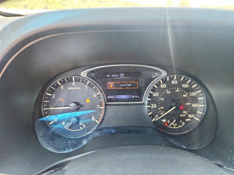 Photo 9 from auction – 2017 NISSAN PATHFINDER with VIN 5N1DR2MM9HC907965