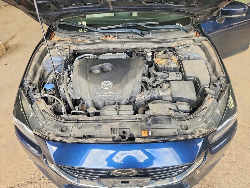 Photo 11 from auction – 2018 MAZDA 3 with VIN 3MZBN1M35JM165123