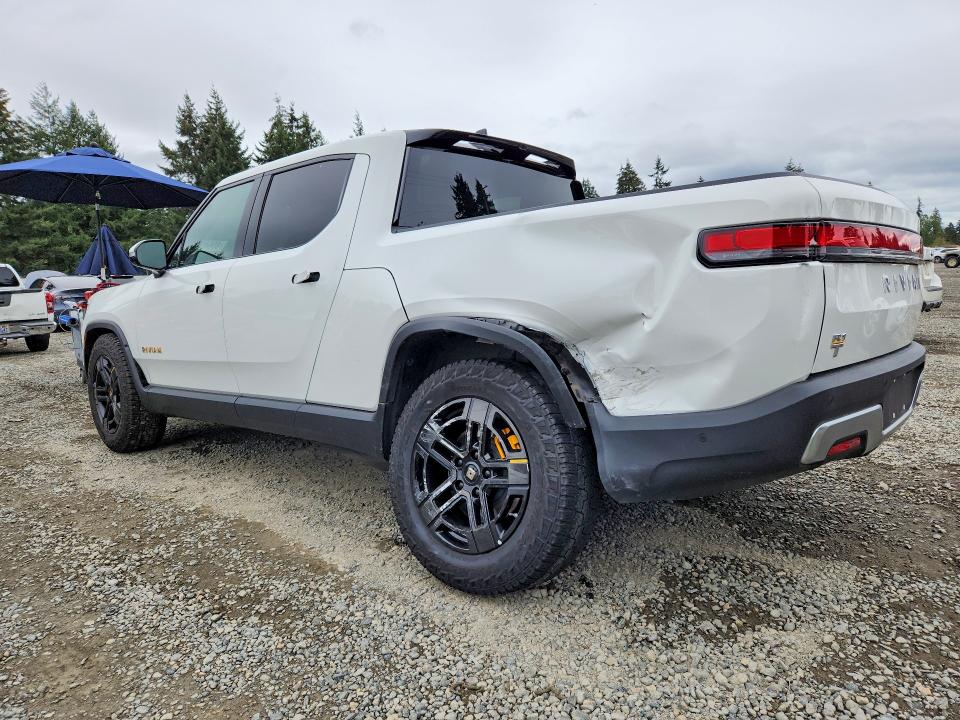 Photo 2 from auction – 2023 RIVIAN R1T with VIN 7FCTGAAA9PN019398