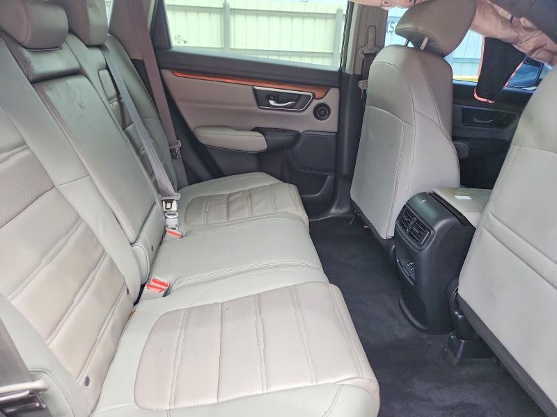 Photo 11 from auction – 2017 HONDA CR-V with VIN 7FARW1H83HE010366