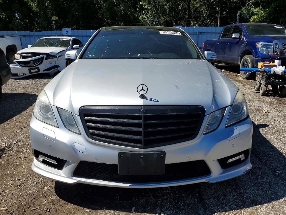 Photo 5 from auction – 2010 MERCEDES-BENZ E with VIN WDDHF8HB0AA096056