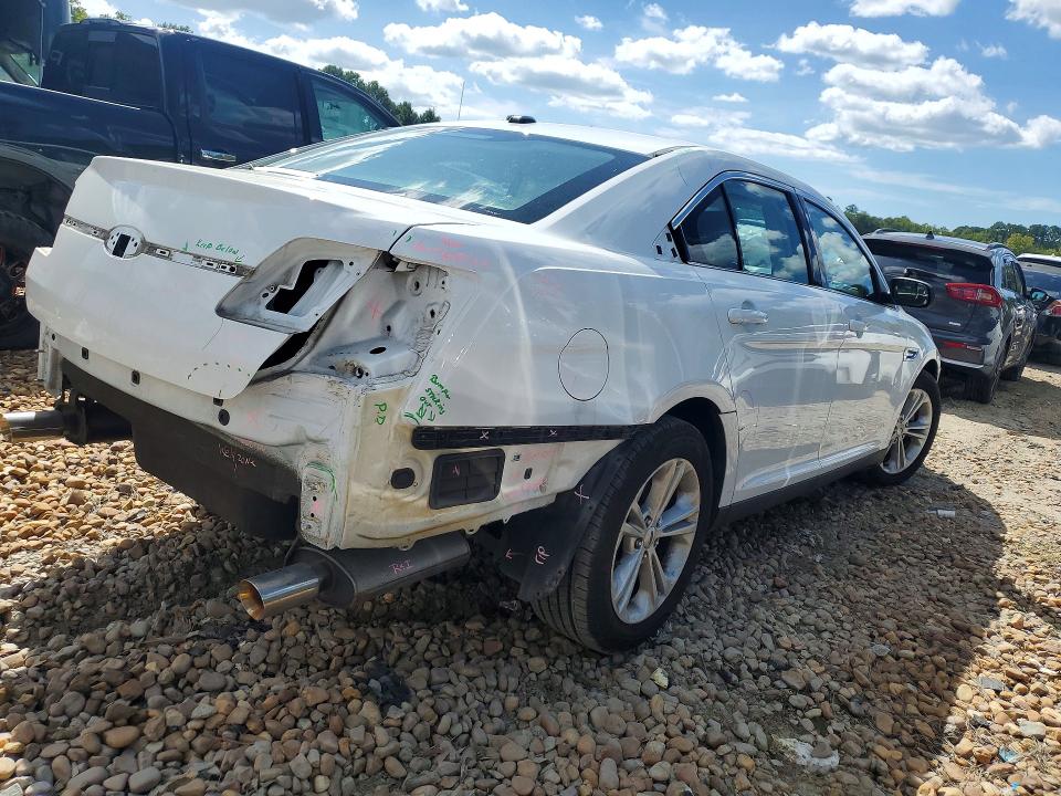 Снимка 3 от търг – 2015 FORD TAURUS с VIN 1FAHP2D89FG202335
