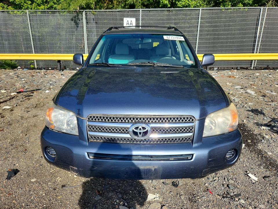 Photo 5 from auction – 2006 TOYOTA HIGHLANDER with VIN JTEEW21A560022782