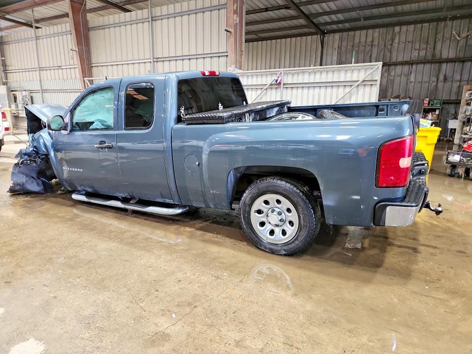Photo 2 from auction – 2010 CHEVROLET SILVERADO with VIN 1GCSCREAXAZ217672