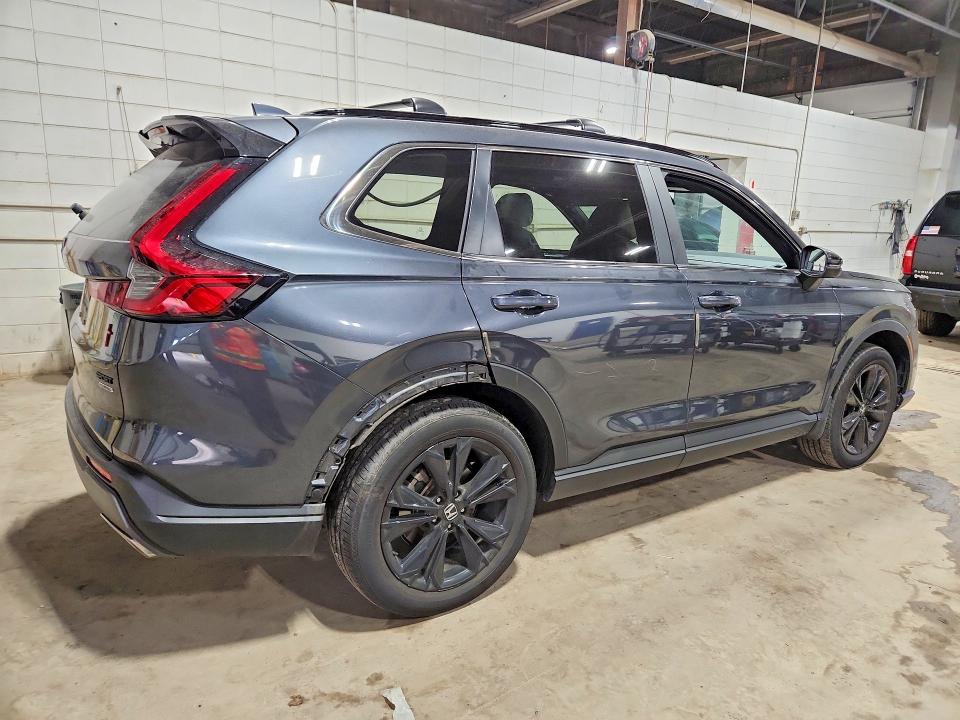 Photo 3 from auction – 2023 HONDA CR-V with VIN 2HKRS6H98PH808231