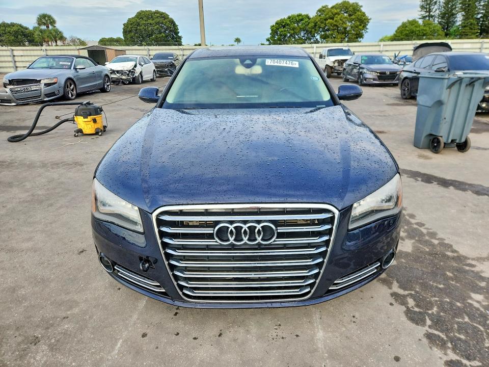 Фото 5 с аукциона – 2011 AUDI A8 с VIN WAURVAFD2BN018155
