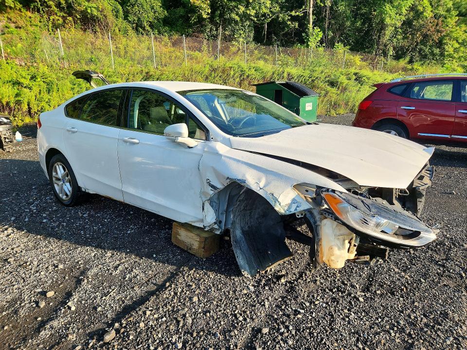 Photo 4 from auction – 2013 FORD FUSION with VIN 3FA6P0H71DR118495