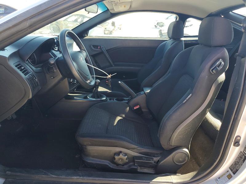Photo 7 from auction – 2008 HYUNDAI TIBURON with VIN KMHHM66D08U292365