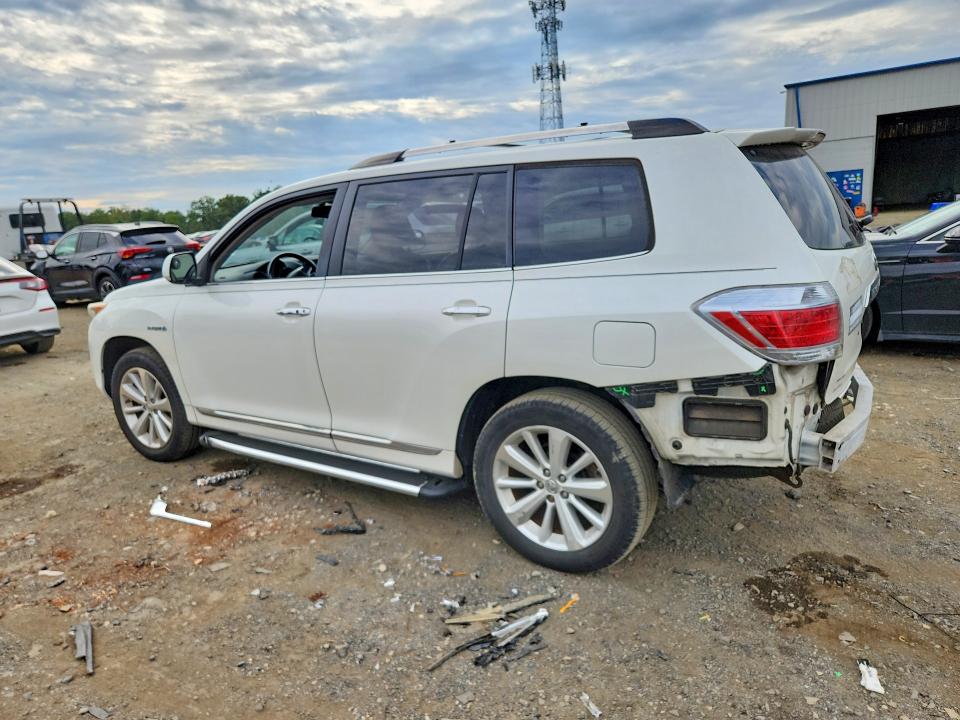 Photo 2 from auction – 2013 TOYOTA HIGHLANDER with VIN JTEDC3EH3D2013663