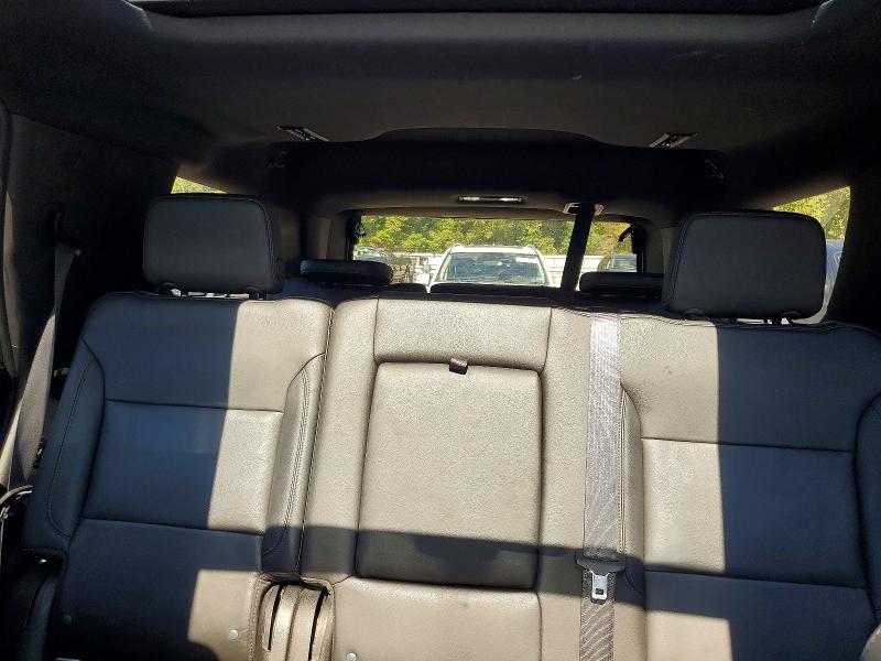 Снимка 10 от търг – 2021 CHEVROLET TAHOE с VIN 1GNSKNKD1MR105459