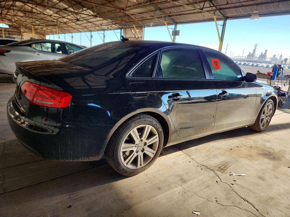 Снимка 3 от търг – 2010 AUDI A4 с VIN WAUAFAFL4AN057331