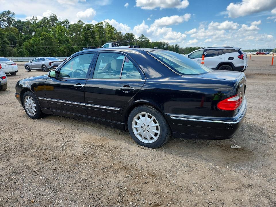 Photo 2 from auction – 2001 MERCEDES-BENZ E with VIN WDBJF65J91B206039