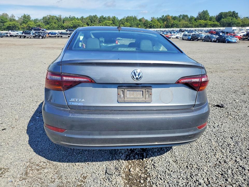 Photo 6 from auction – 2019 VOLKSWAGEN JETTA with VIN 3VWC57BUXKM181757