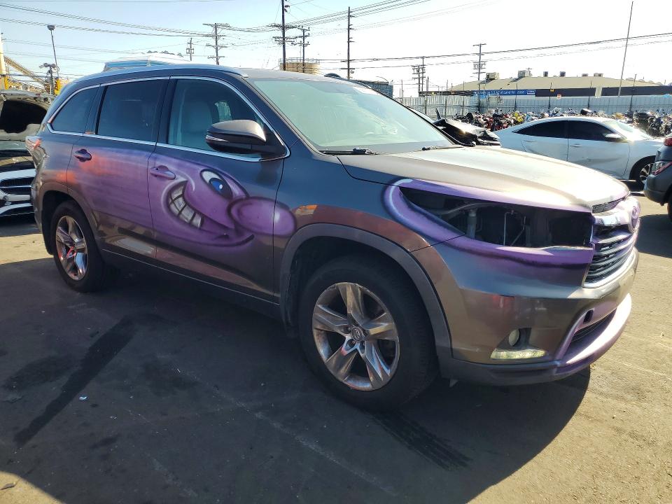 Foto 4 de la subasta – 2014 TOYOTA HIGHLANDER con VIN 5TDDKRFH2ES016461