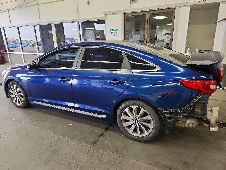 Photo 2 from auction – 2015 HYUNDAI SONATA with VIN 5NPE34AF4FH028371