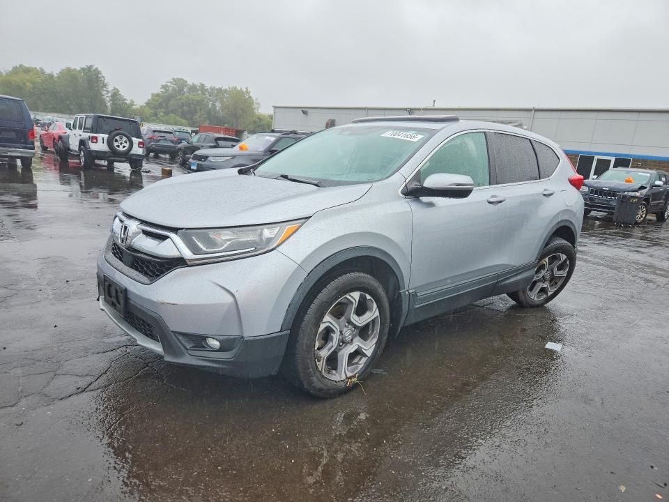 HONDA CR-V 2018 с VIN 7FARW2H52JE072374 - Снимка от търг