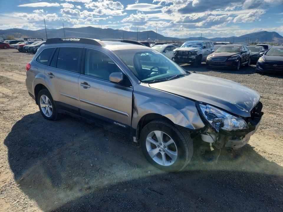 Foto 4 de la subasta – 2014 SUBARU OUTBACK con VIN 4S4BRDLCXE2255404
