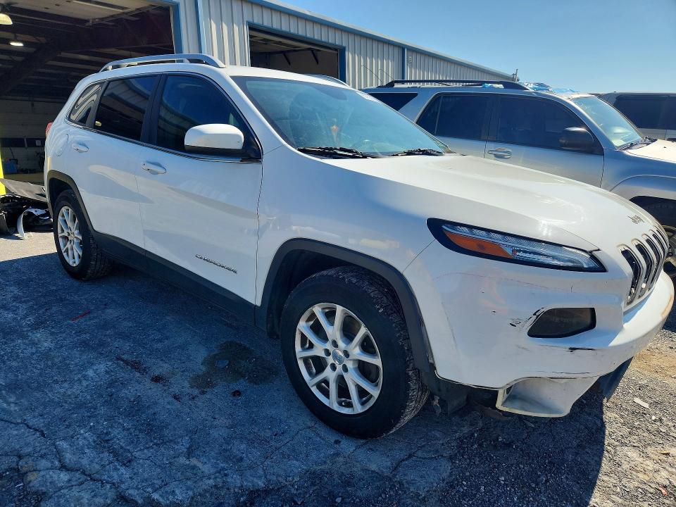 Photo 4 from auction – 2016 JEEP CHEROKEE with VIN 1C4PJMCB1GW146253