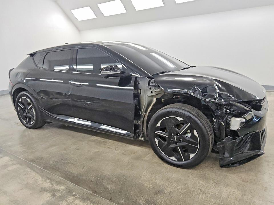 Photo 4 from auction – 2025 KIA EV6 with VIN 5XYC44JA7SG003989