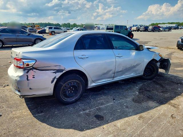 Photo 3 from auction – 2013 TOYOTA COROLLA with VIN 2T1BURHE8GC637901