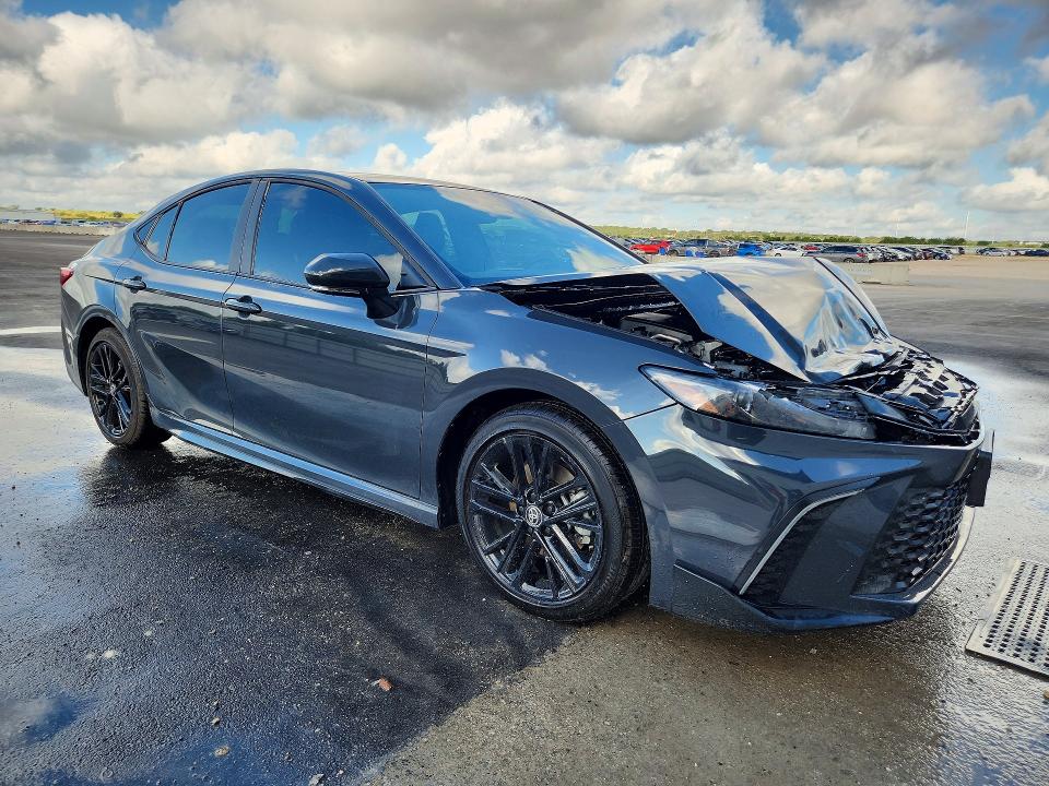 Photo 4 from auction – 2026 TOYOTA CAMRY with VIN 4T1DAACK4TU287112