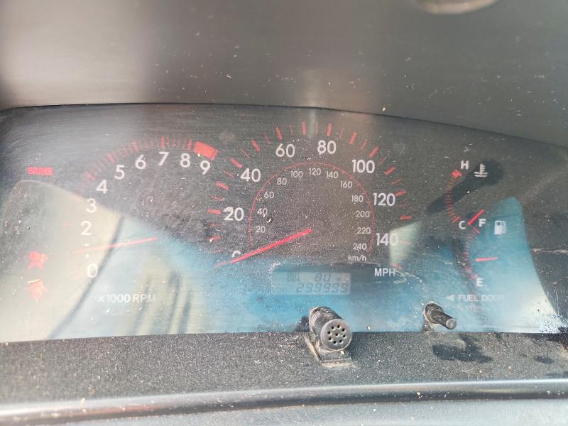 Photo 9 from auction – 2005 TOYOTA COROLLA with VIN 2T1BY30E35C458935