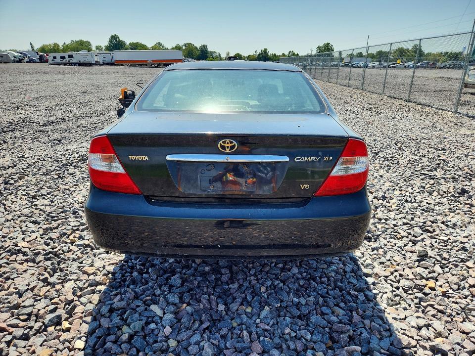 Photo 6 from auction – 2002 TOYOTA CAMRY with VIN JTDBF30K520002193