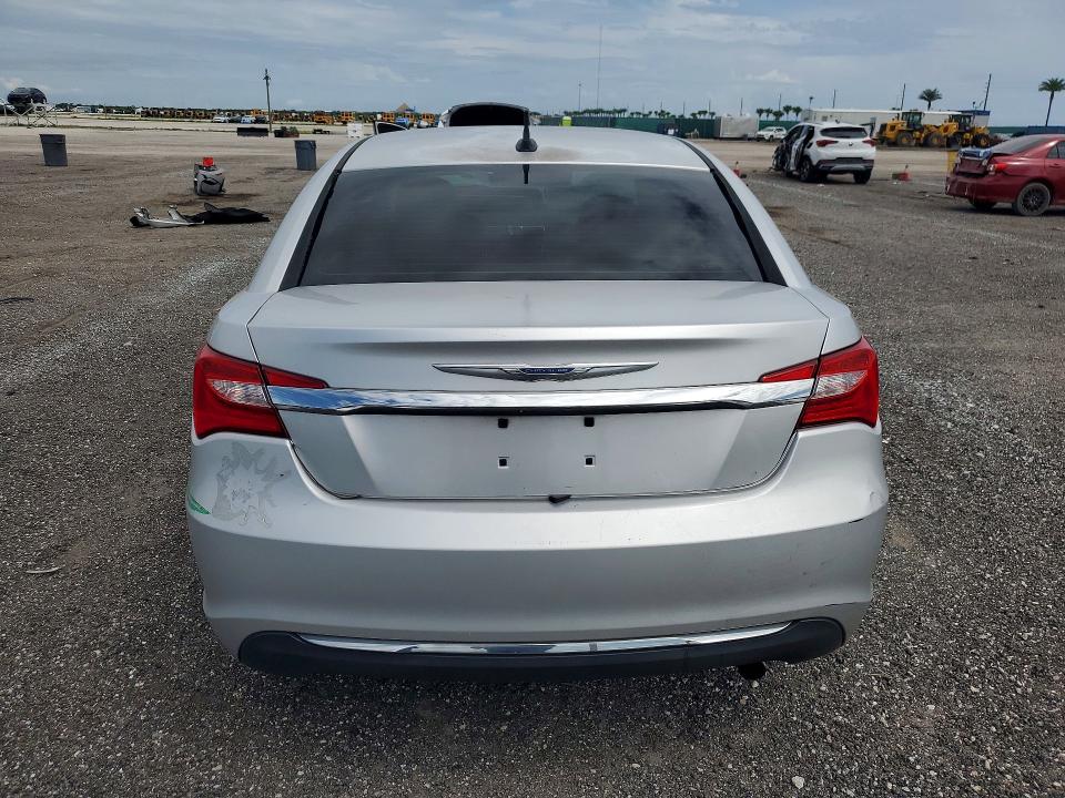 Photo 6 from auction – 2012 CHRYSLER 200 with VIN 1C3CCBBB8CN299537