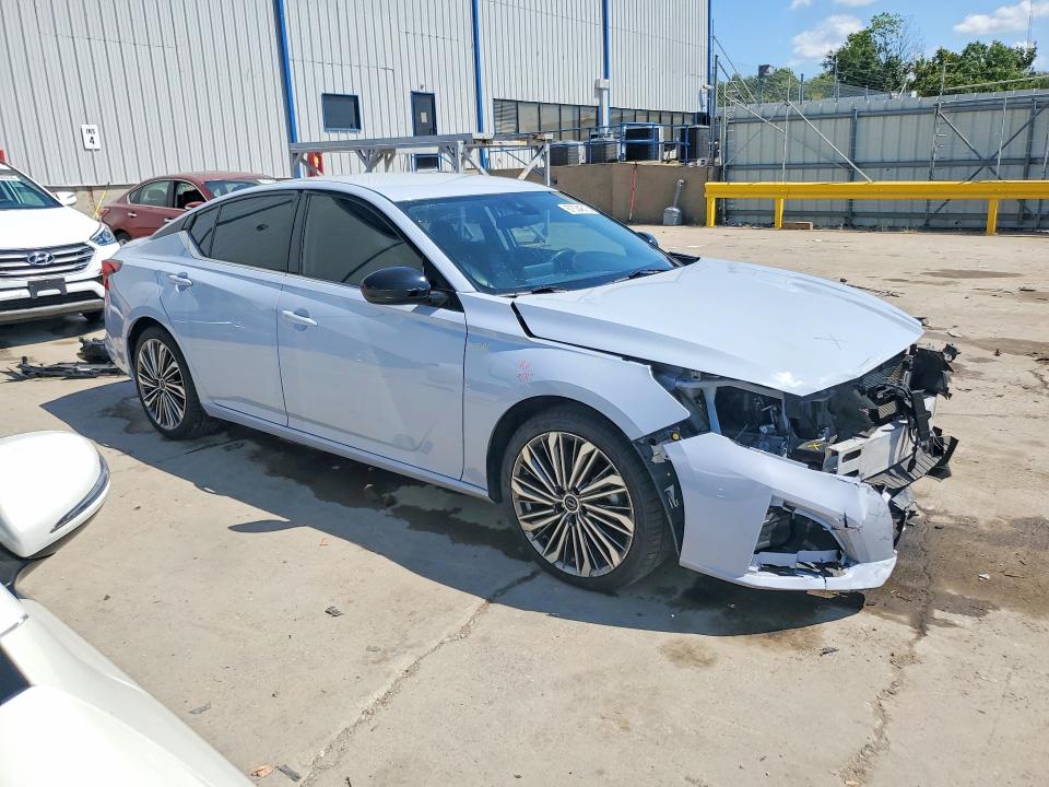 Снимка 4 от търг – 2023 NISSAN ALTIMA с VIN 1N4BL4CV9PN366119