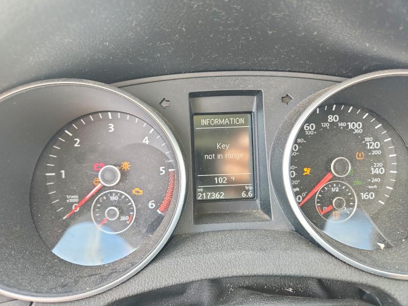 Photo 9 from auction – 2014 VOLKSWAGEN JETTA with VIN 3VWPL7AJ5EM609642