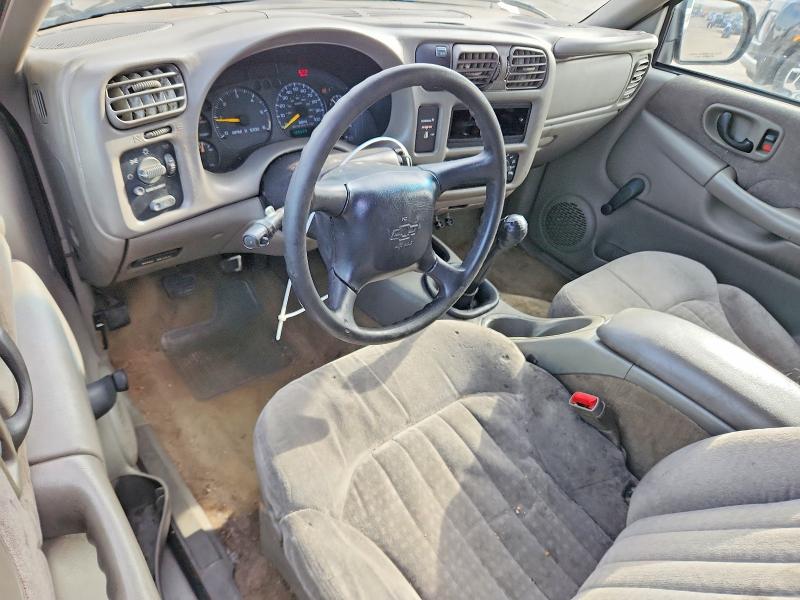 Снимка 8 от търг – 1998 CHEVROLET S TRUCK с VIN 1GCDT19X1W8247245