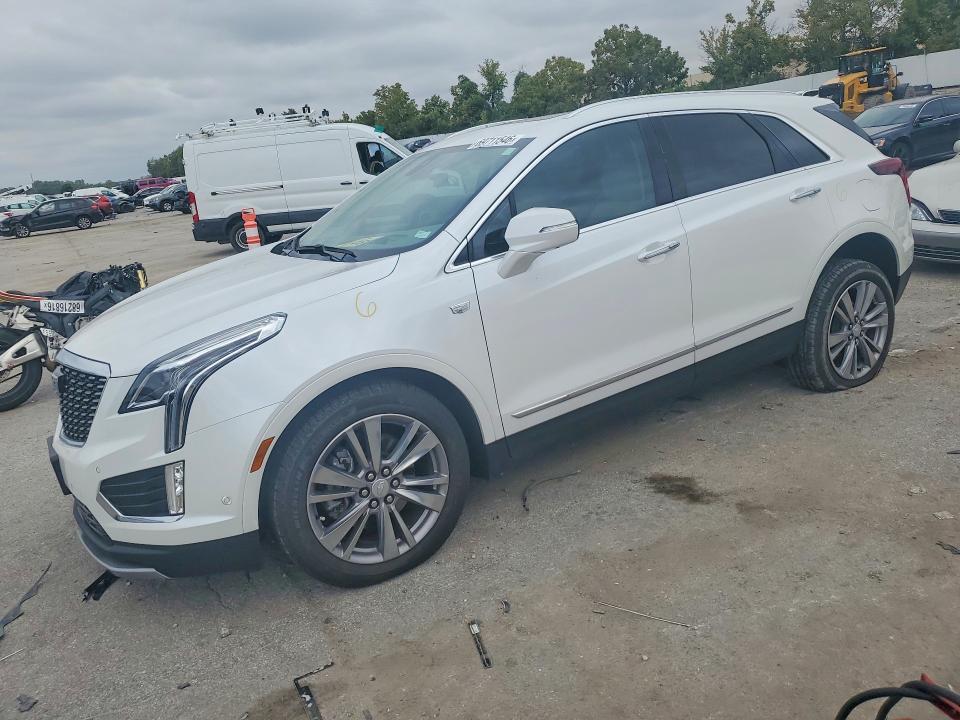 CADILLAC XT5 2023 с VIN 1GYKNDRS9PZ190077 - Снимка от търг