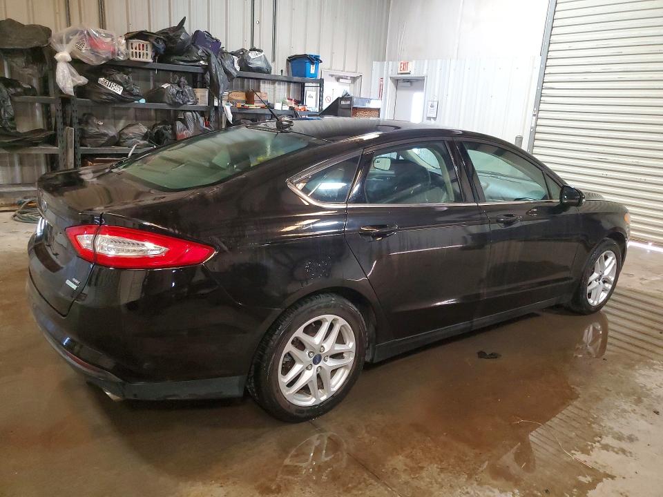 Photo 3 from auction – 2014 FORD FUSION with VIN 3FA6P0HD8ER303912