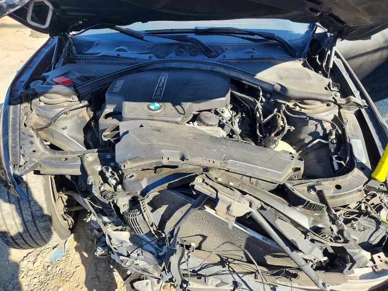 Photo 11 from auction – 2012 BMW 328 with VIN WBA3C1C59CF431372