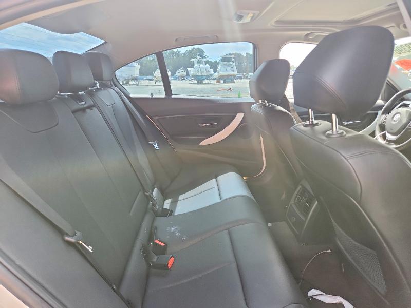 Photo 10 from auction – 2014 BMW 328 with VIN WBA3B3C57EJ981488