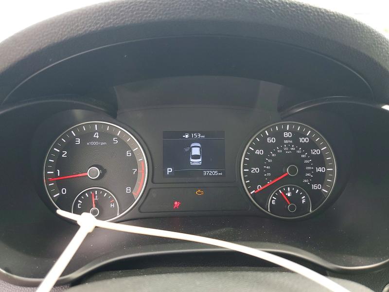 Снимка 9 от търг – 2019 KIA OPTIMA с VIN 5XXGT4L39KG292655